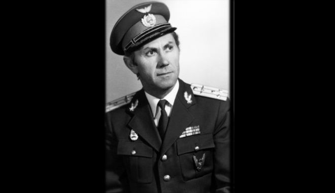 Aviaţia a mai pierdut un pilot de excepţie. Comandorul Dumitru Cristian a zburat spre Eternitate - fondaviator22-1632159508.jpg