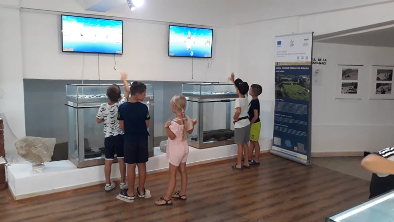 Expoziţii interactive şi şcoală de vară pentru elevi la Muzeul de Arheologie Callatis - creative2-1631640540.jpg