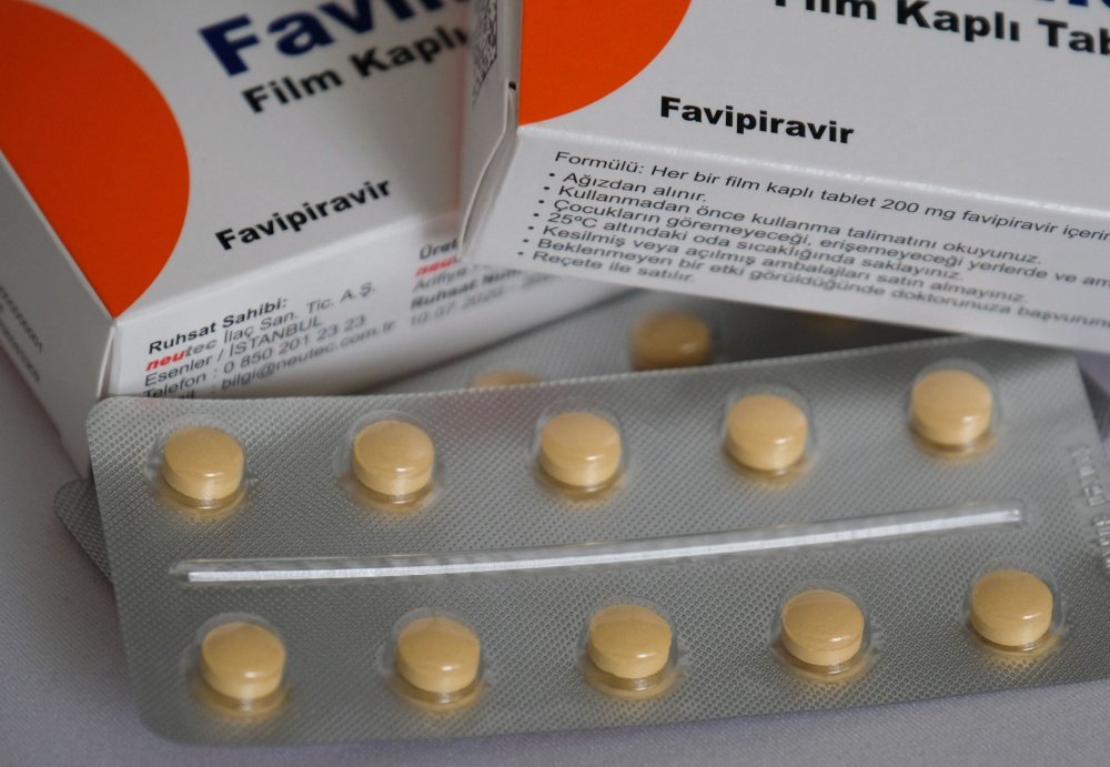 Coronavirus: Ungaria va trimite României 1.000 de cutii de favipiravir - favi-1633695362.jpg