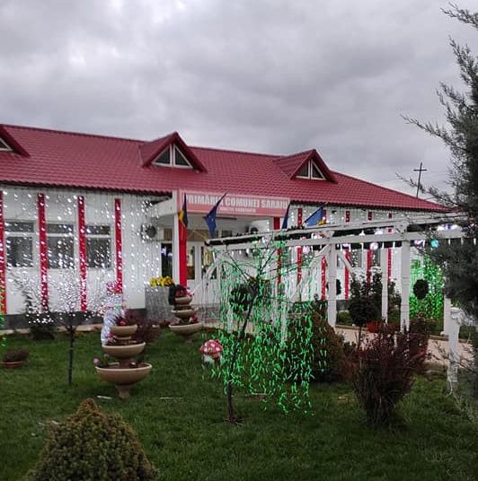„Târgul lui Moş Crăciun”, aproape finalizat în comuna Saraiu - primariasaraiucrop-1606156695.jpg