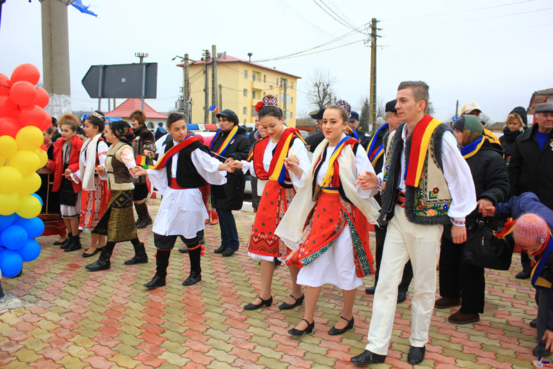 Pregătiri pentru Ziua Unirii  în comuna Saraiu - sarbatorireunireaprincipatelorsa-1452794046.jpg