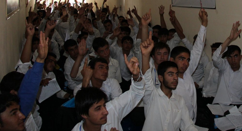 Colegiile și liceele s-au redeschis în Afganistan numai pentru băieți - scoala-1631956819.jpg