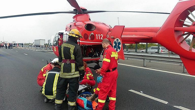 Accident la Albești: a fost solicitat elicopterul SMURD, iar patru victime au ajuns la spital - xaccidentalbesti-1634463772.jpg